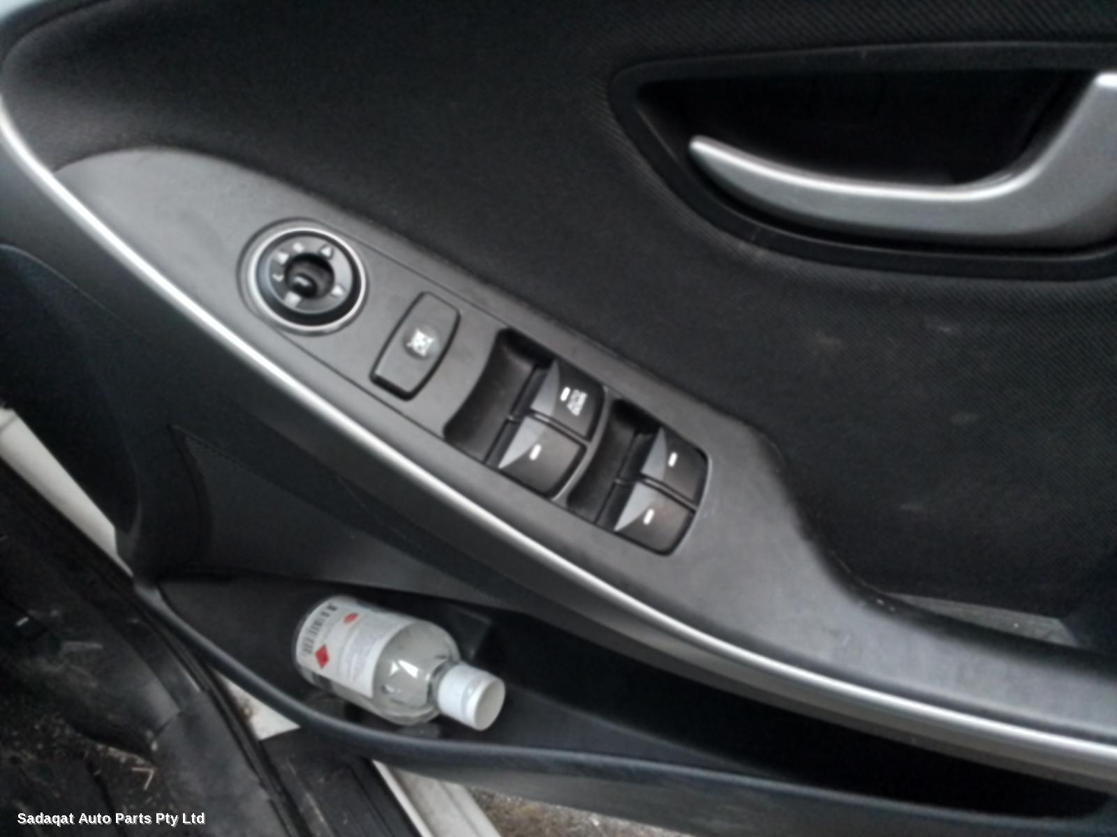 Hyundai I30 Rear Garnish