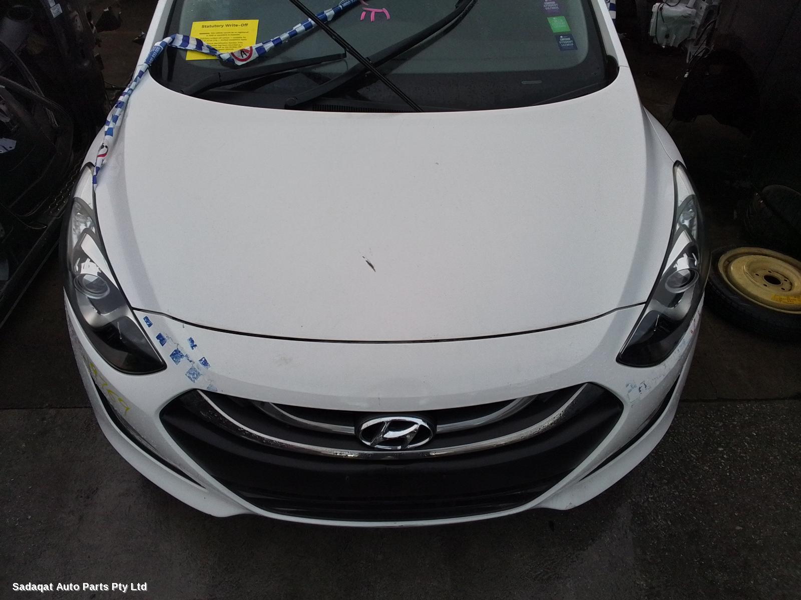 Hyundai I30 Rear Garnish