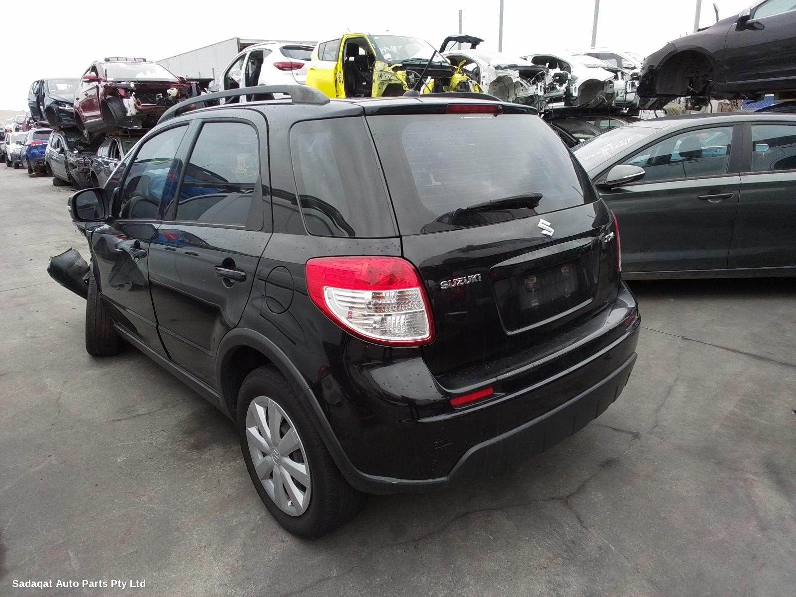 Suzuki Sx4 Left Taillight