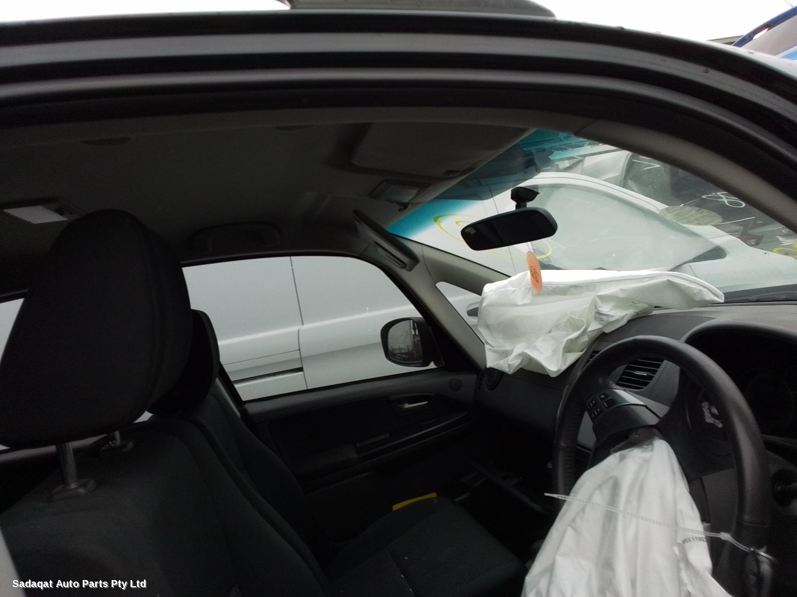 Suzuki Sx4 Left Taillight