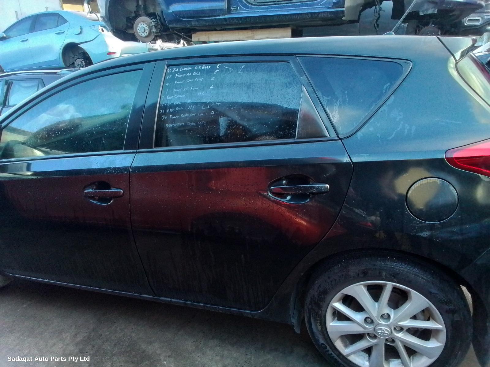 Toyota Corolla Left Taillight