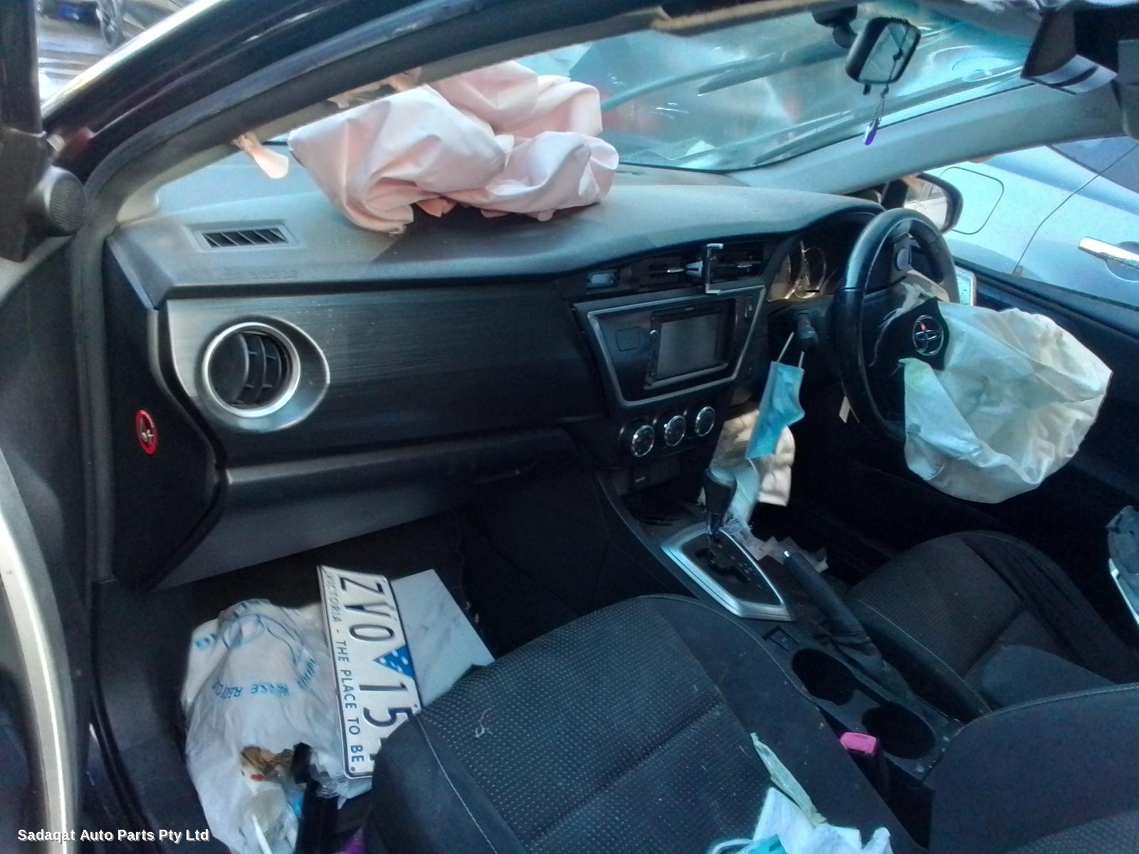 Toyota Corolla Left Taillight