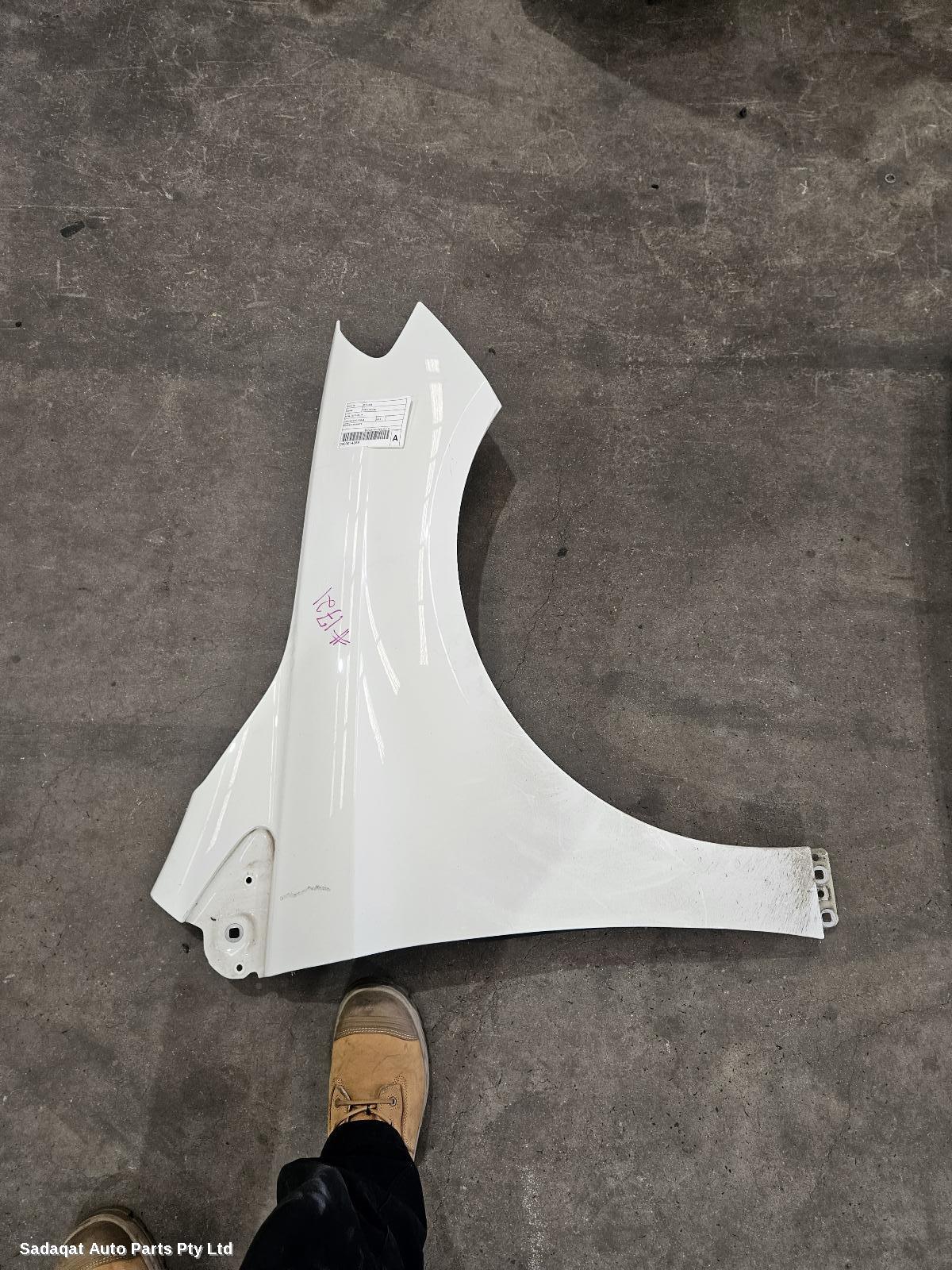 Mercedes B Class Right Guard