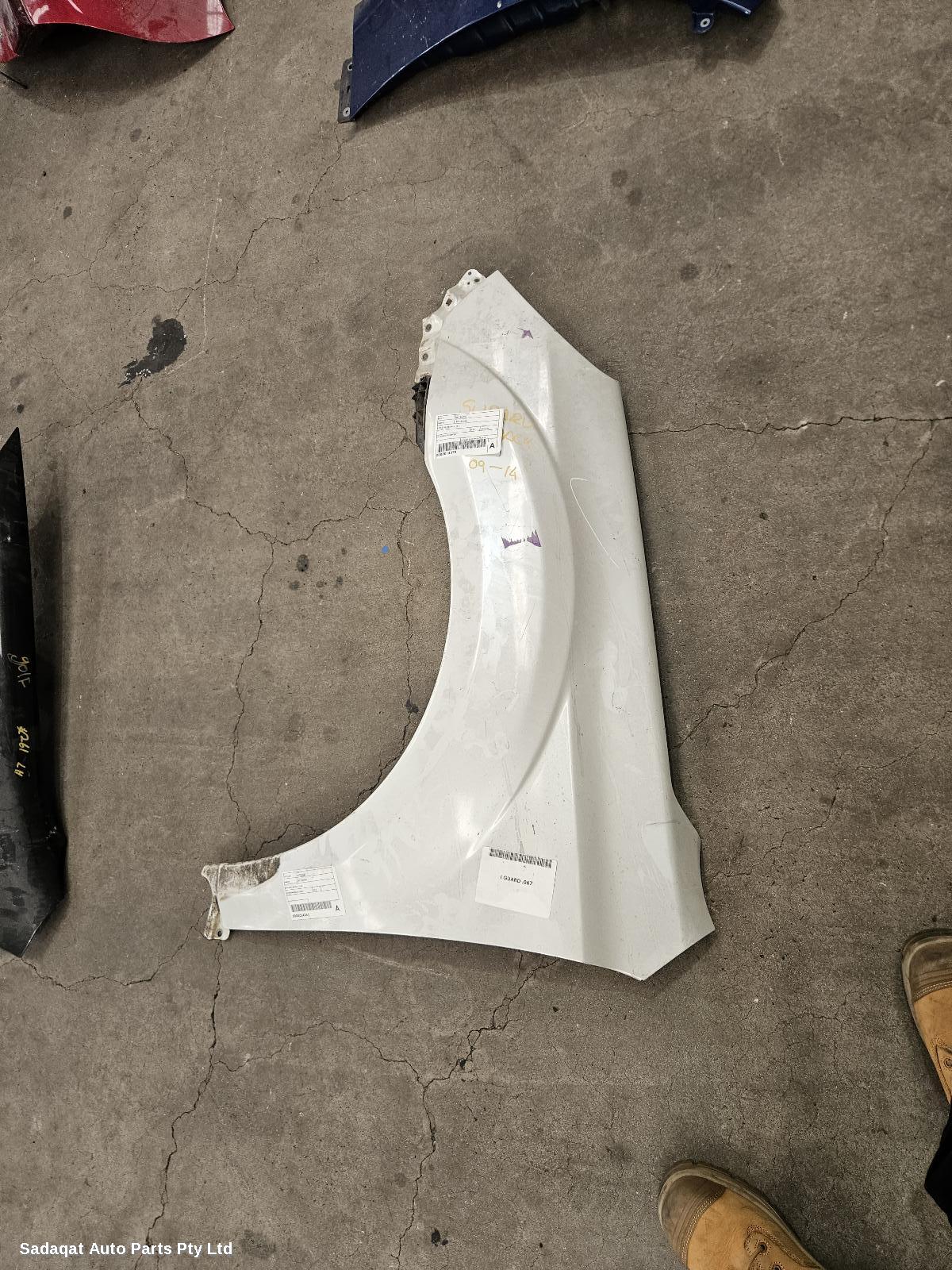 Subaru Outback Left Guard