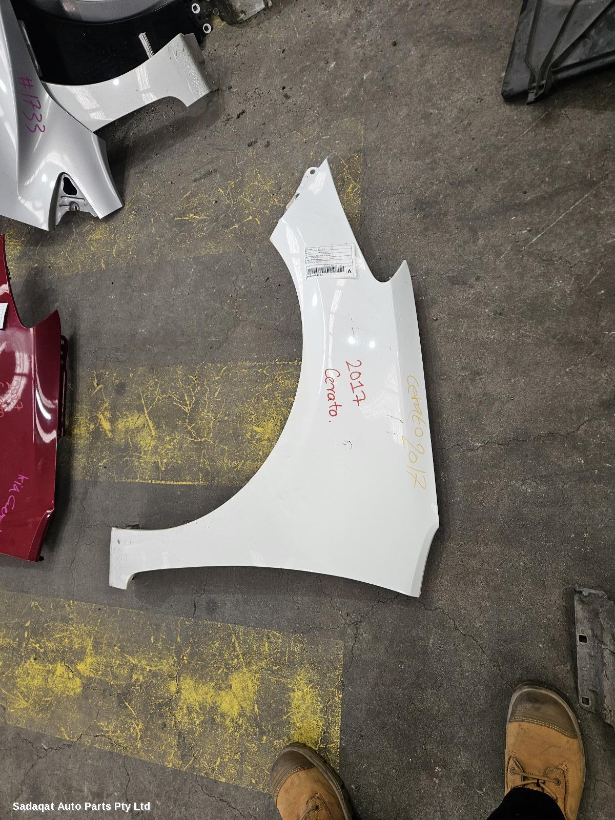 Kia Cerato Left Guard