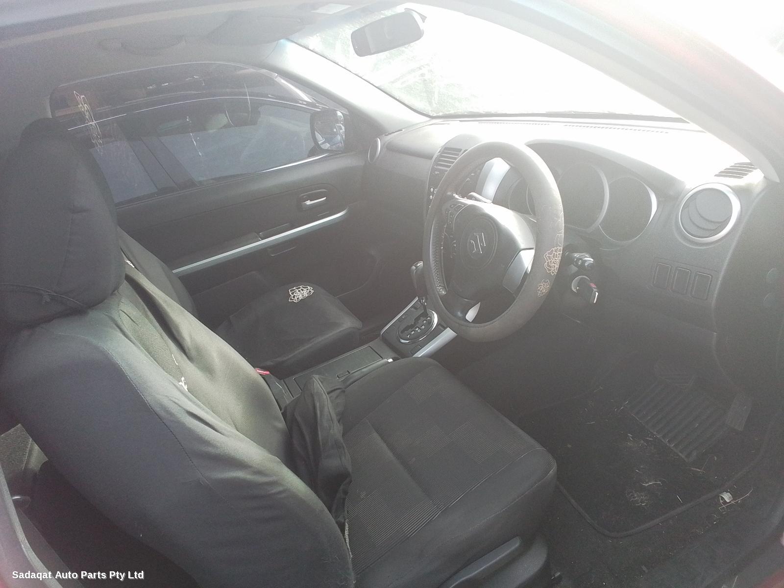 Suzuki Vitara Left Taillight