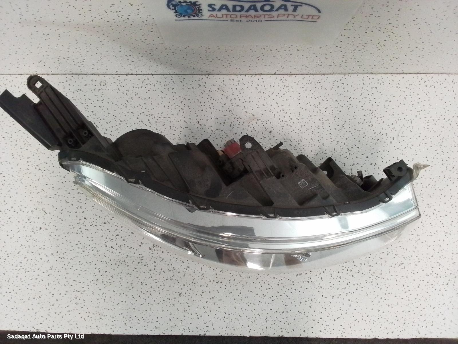 Peugeot 4008 Right Headlamp