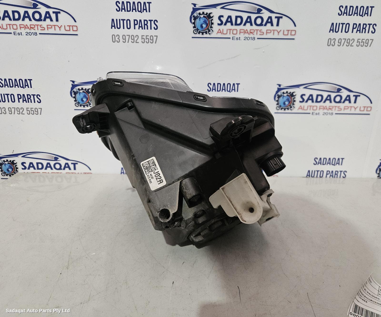 Hyundai Tucson Right Headlamp