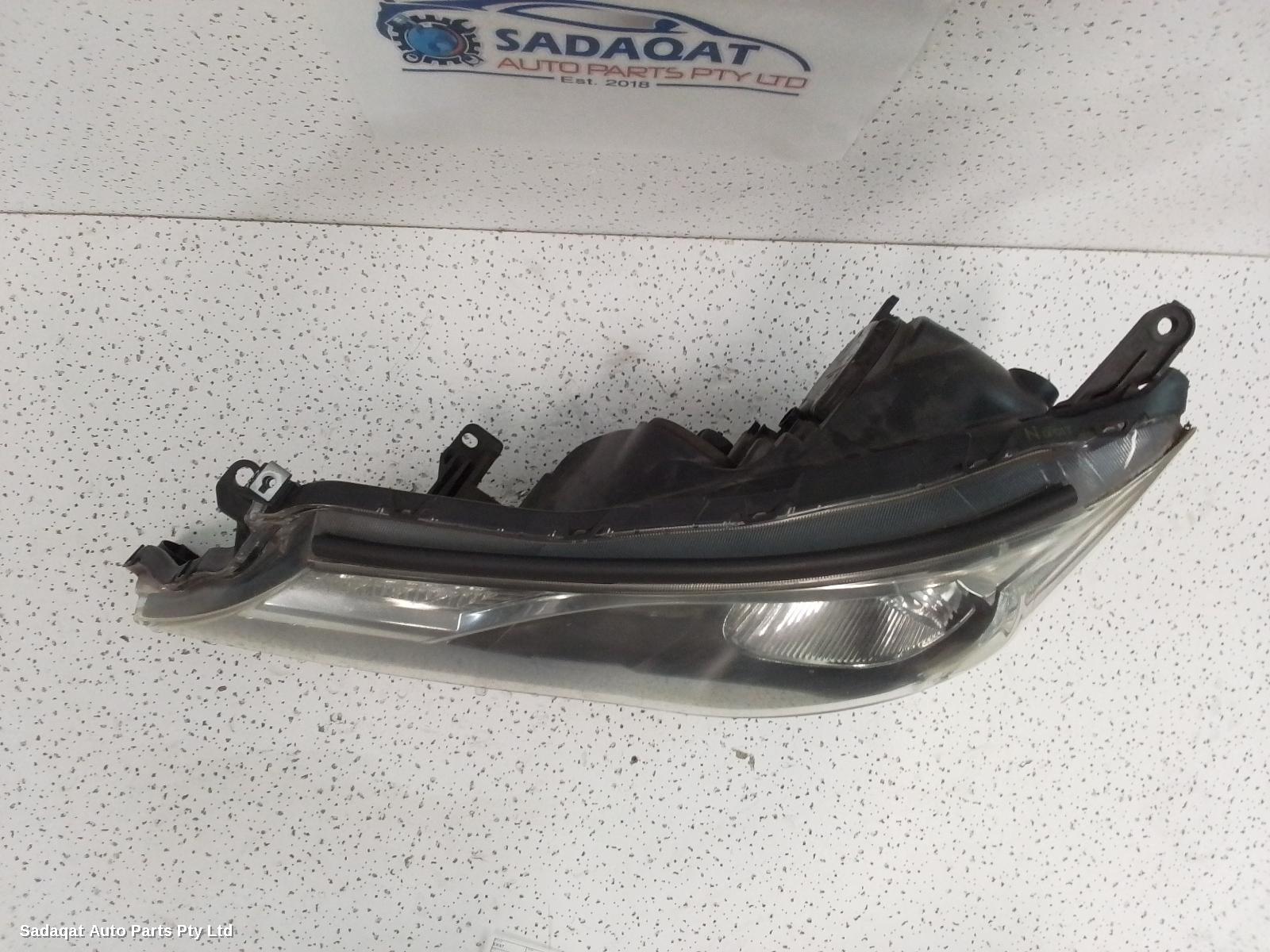 Toyota Rav4 Left Headlamp