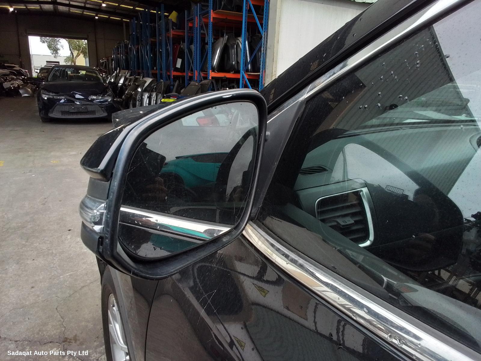 Toyota Kluger Left Door Mirror