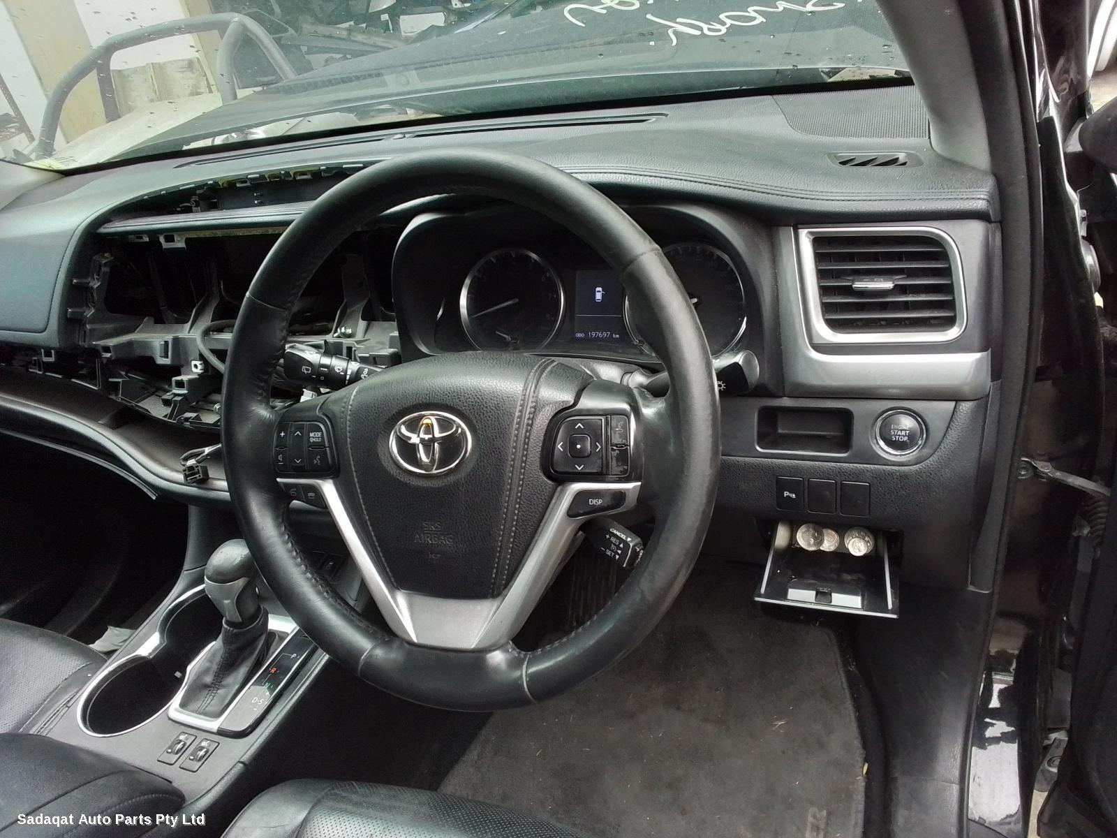 Toyota Kluger Left Door Mirror