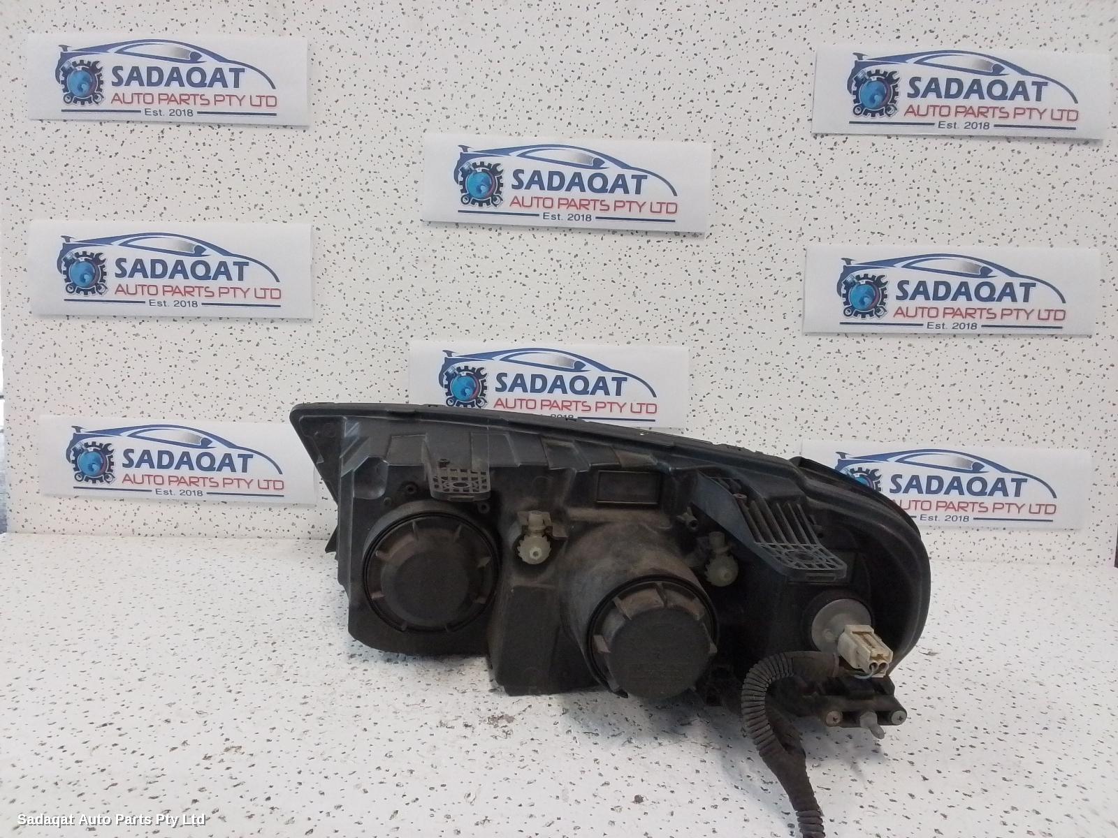 Holden Captiva Right Headlamp