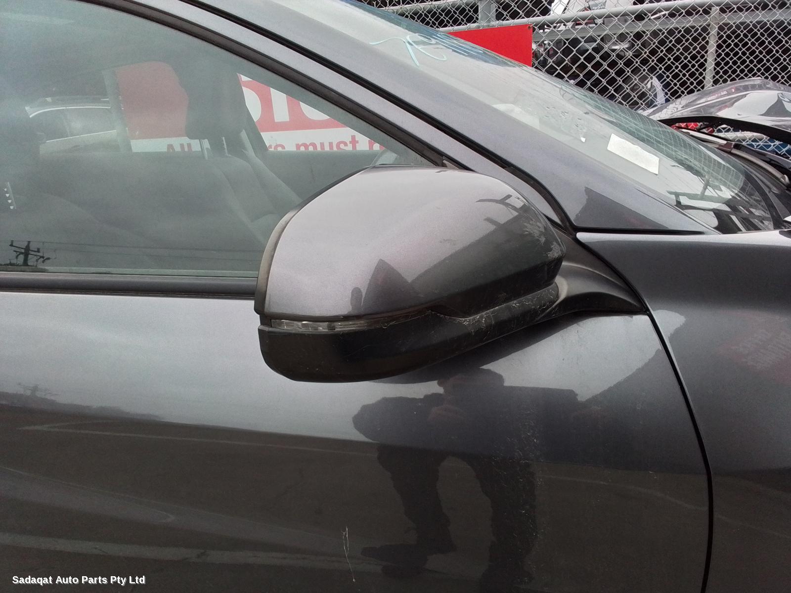 Honda Hrv Right Front Door