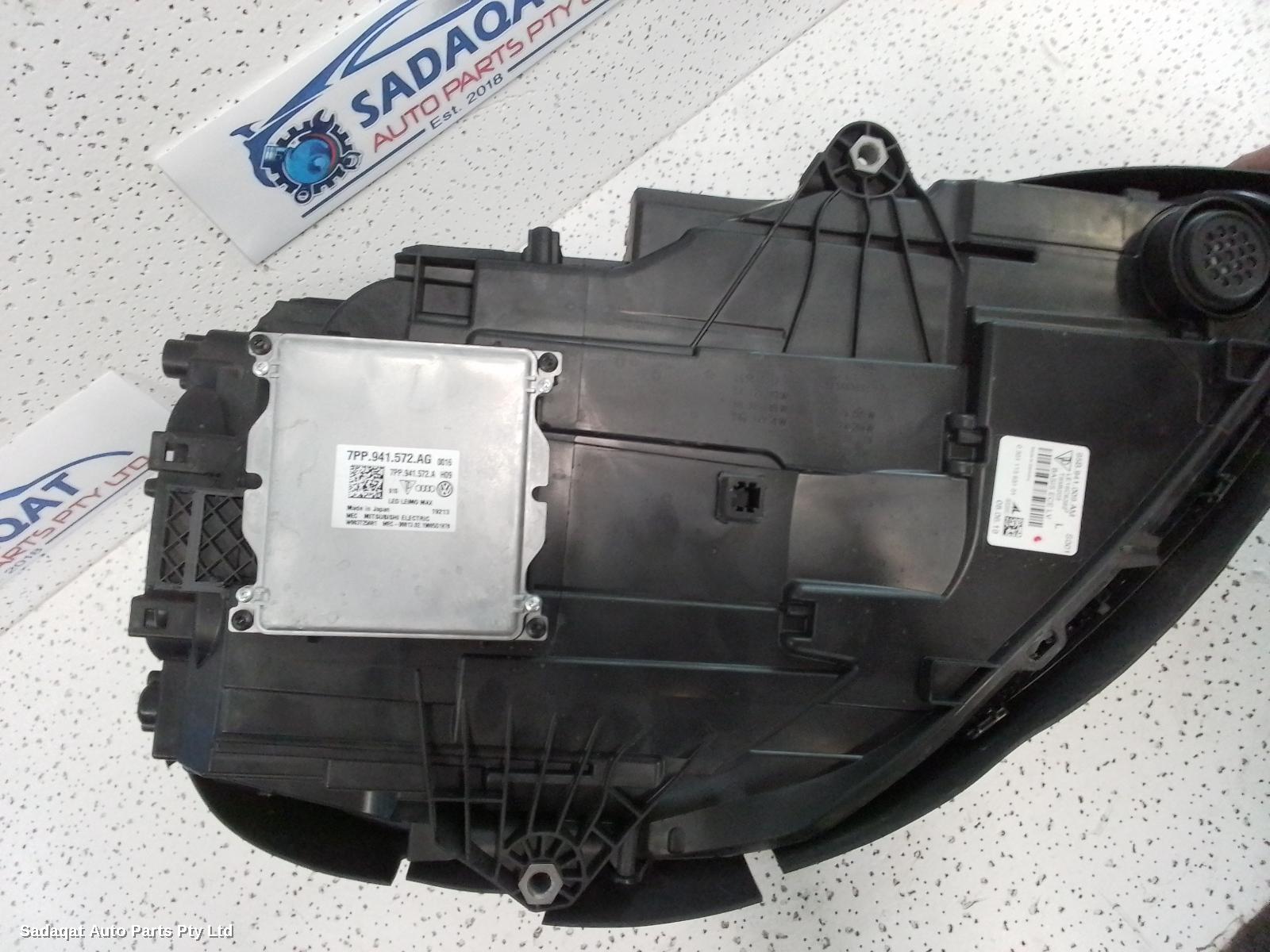 Porsche Macan Left Headlamp