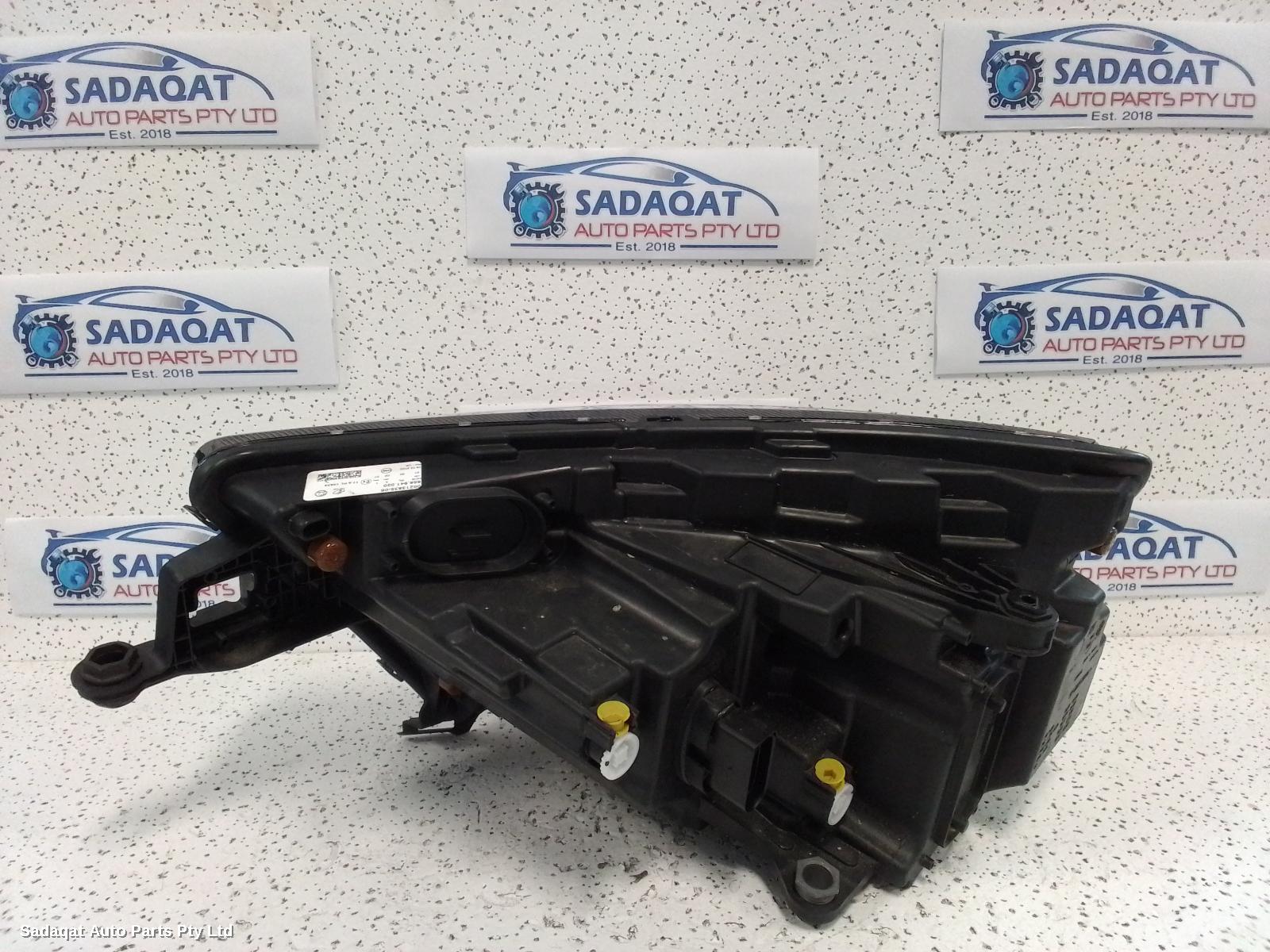 Skoda Kamiq Right Headlamp