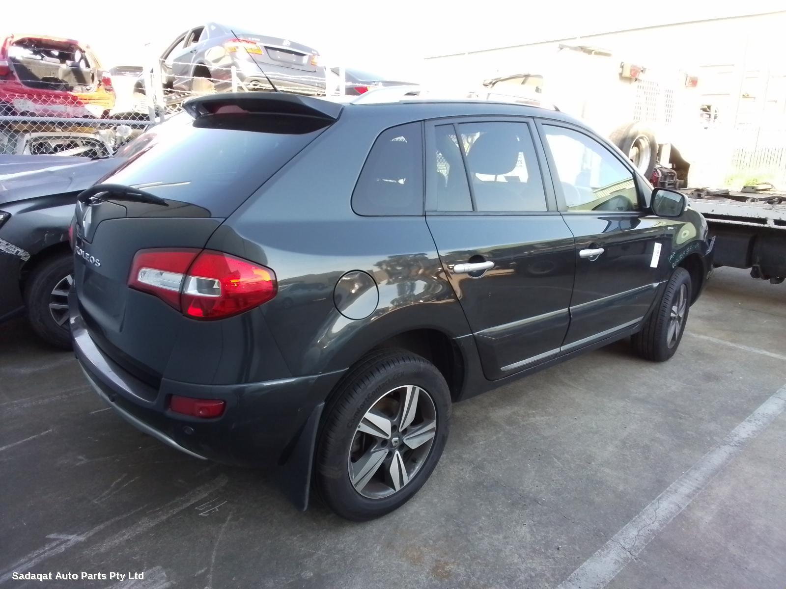 Renault Kaleos Left Door Mirror