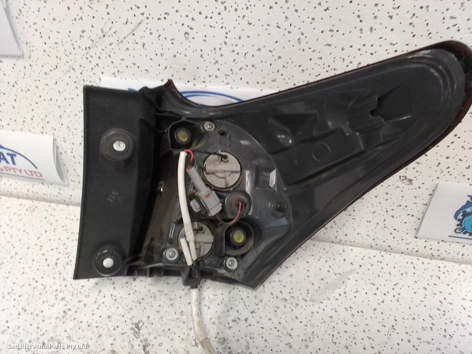 Toyota Corolla Left Taillight