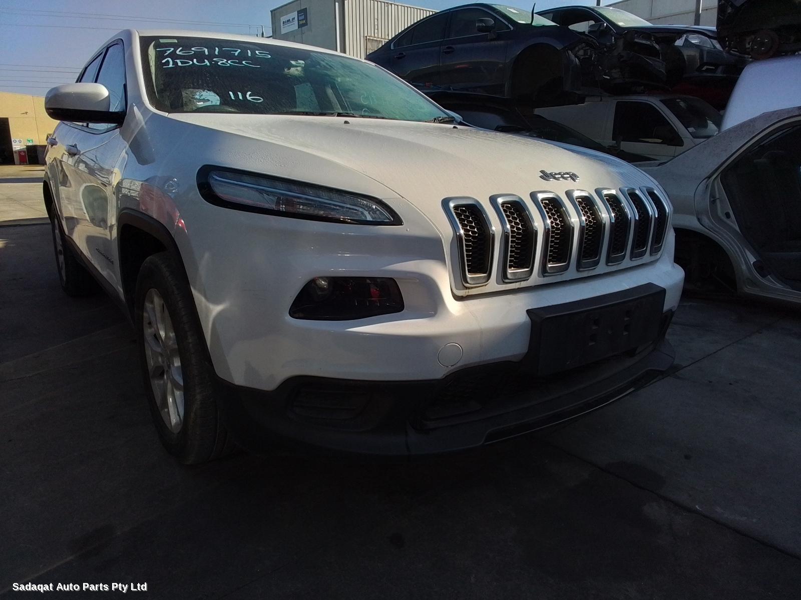 Jeep Cherokee Left Rear Hub Assembly