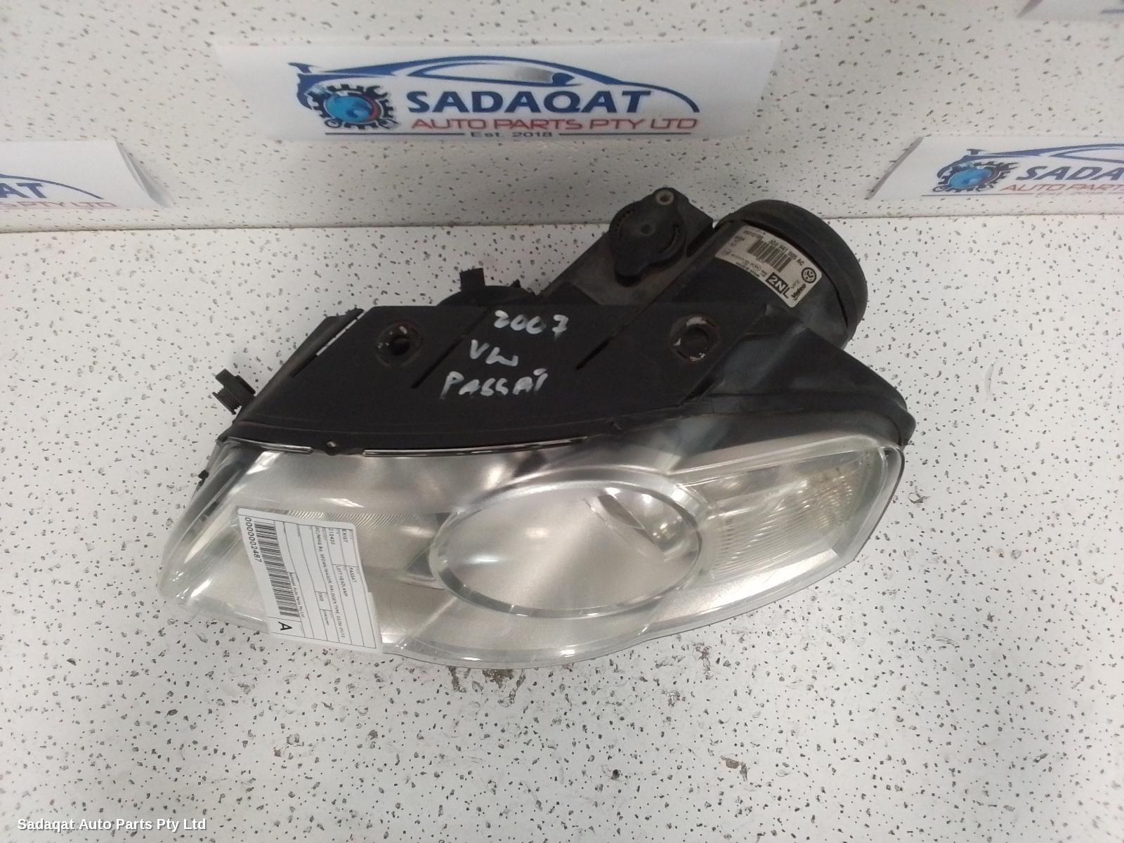 Volkswagen Passat Left Headlamp