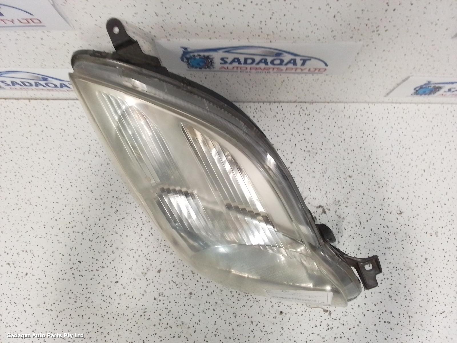 Toyota Yaris Right Headlamp