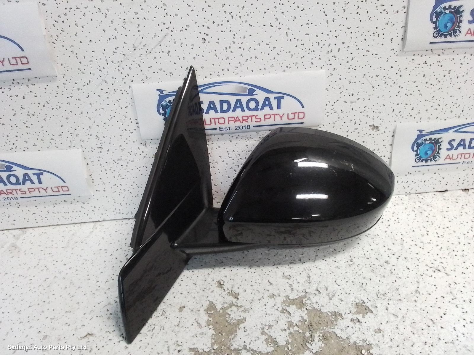Land Rover Discovery Sport Left Door Mirror