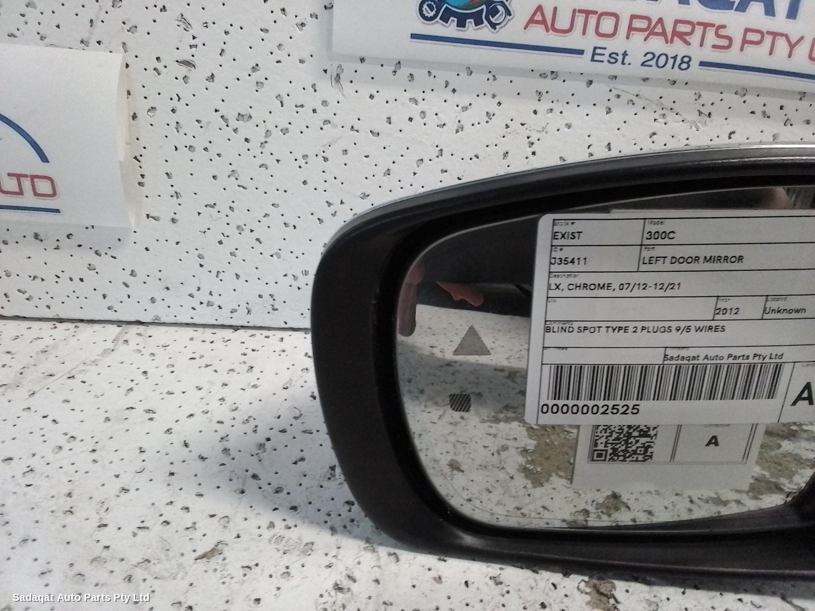 Chrysler 300c Left Door Mirror