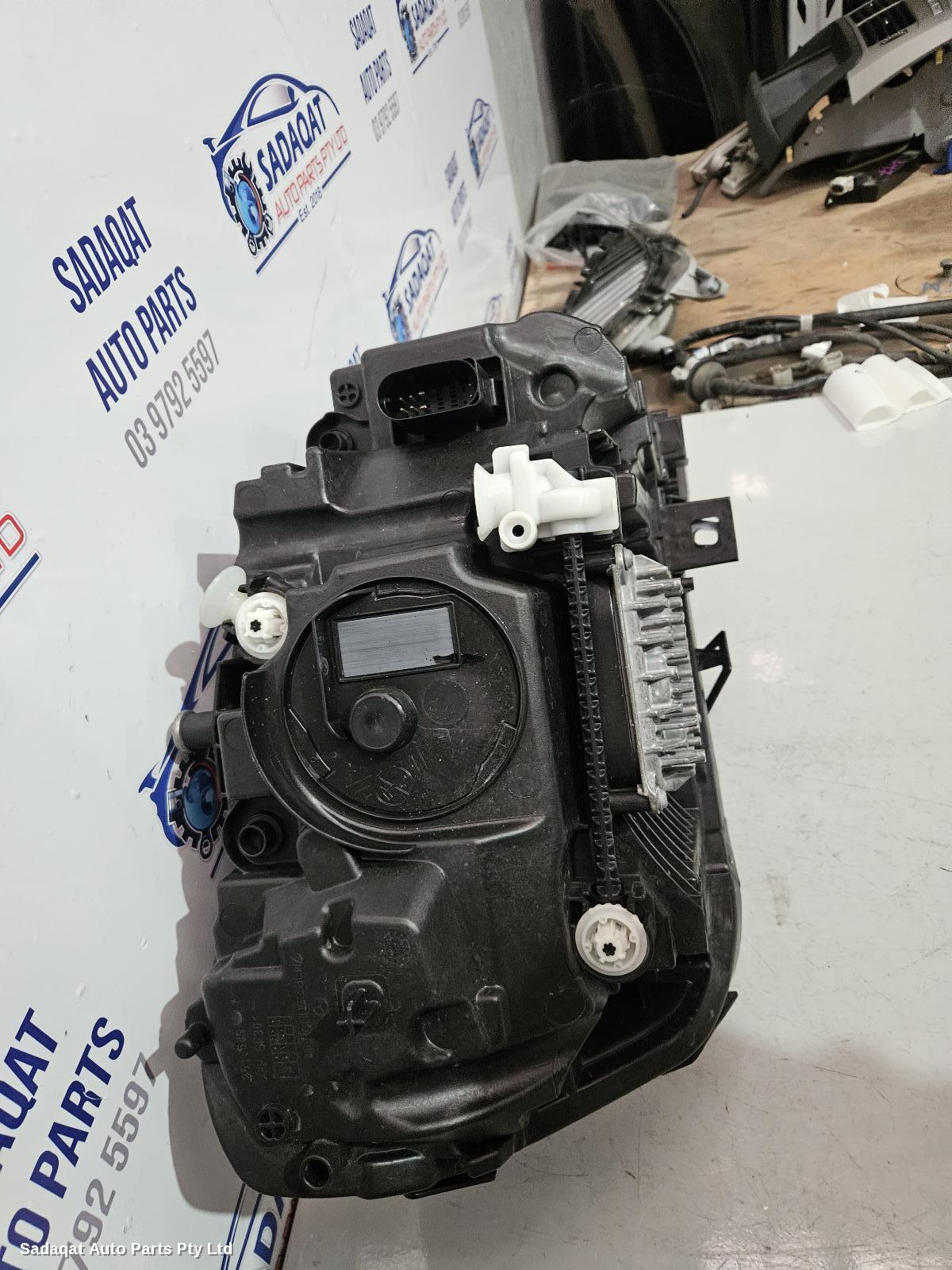 Mercedes Cla Class Right Headlamp