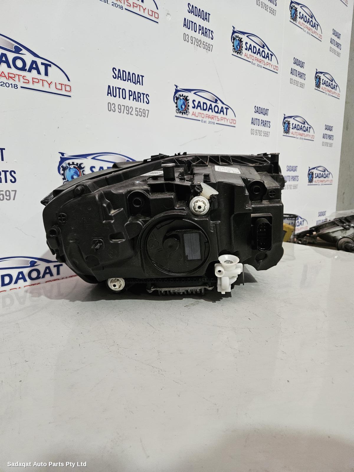 Mercedes Cla Class Right Headlamp