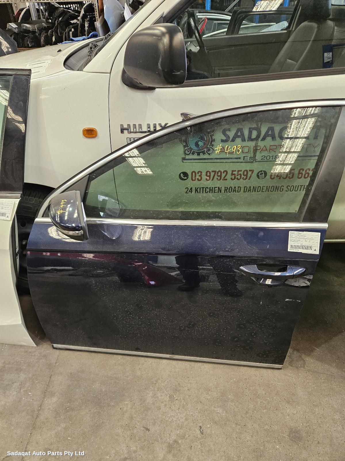 Volkswagen Passat Left Front Door