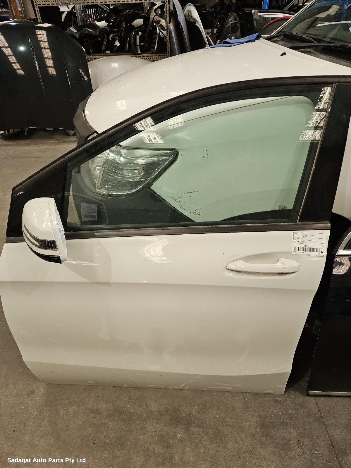 Mercedes B Class Left Front Door