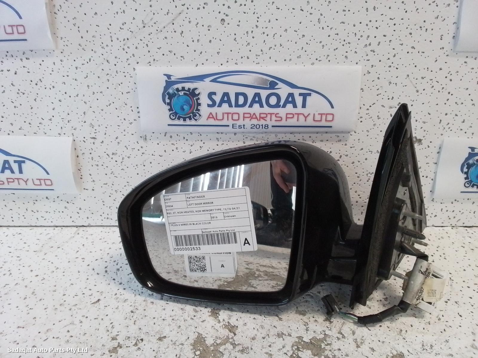 Nissan Pathfinder Left Door Mirror