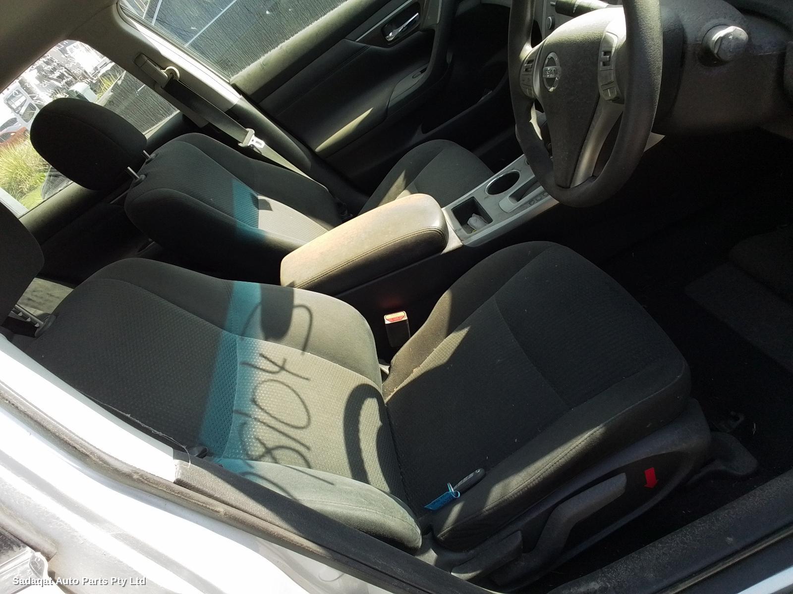 Nissan Altima Bootlid/tailgate