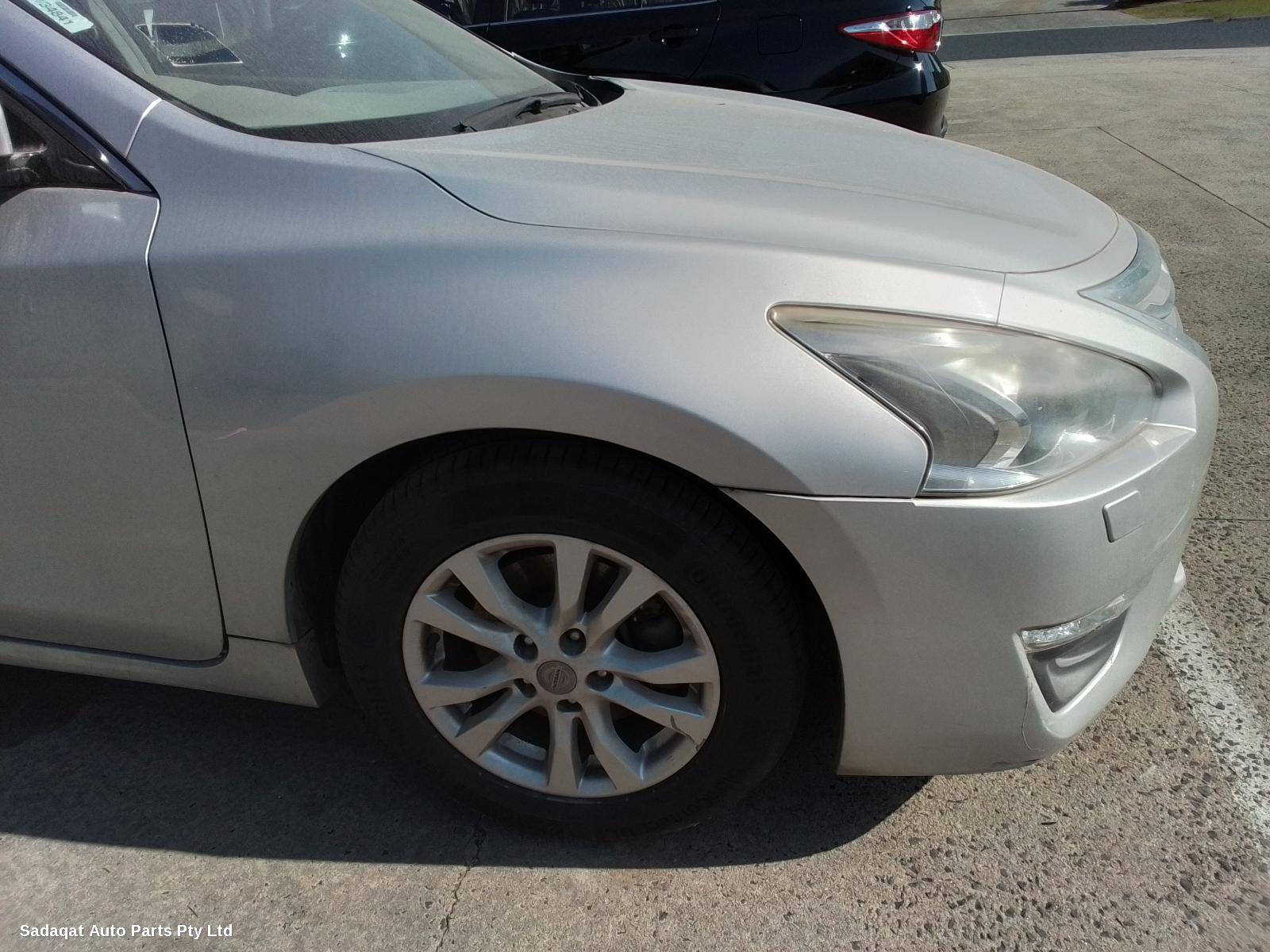 Nissan Altima Bootlid/tailgate