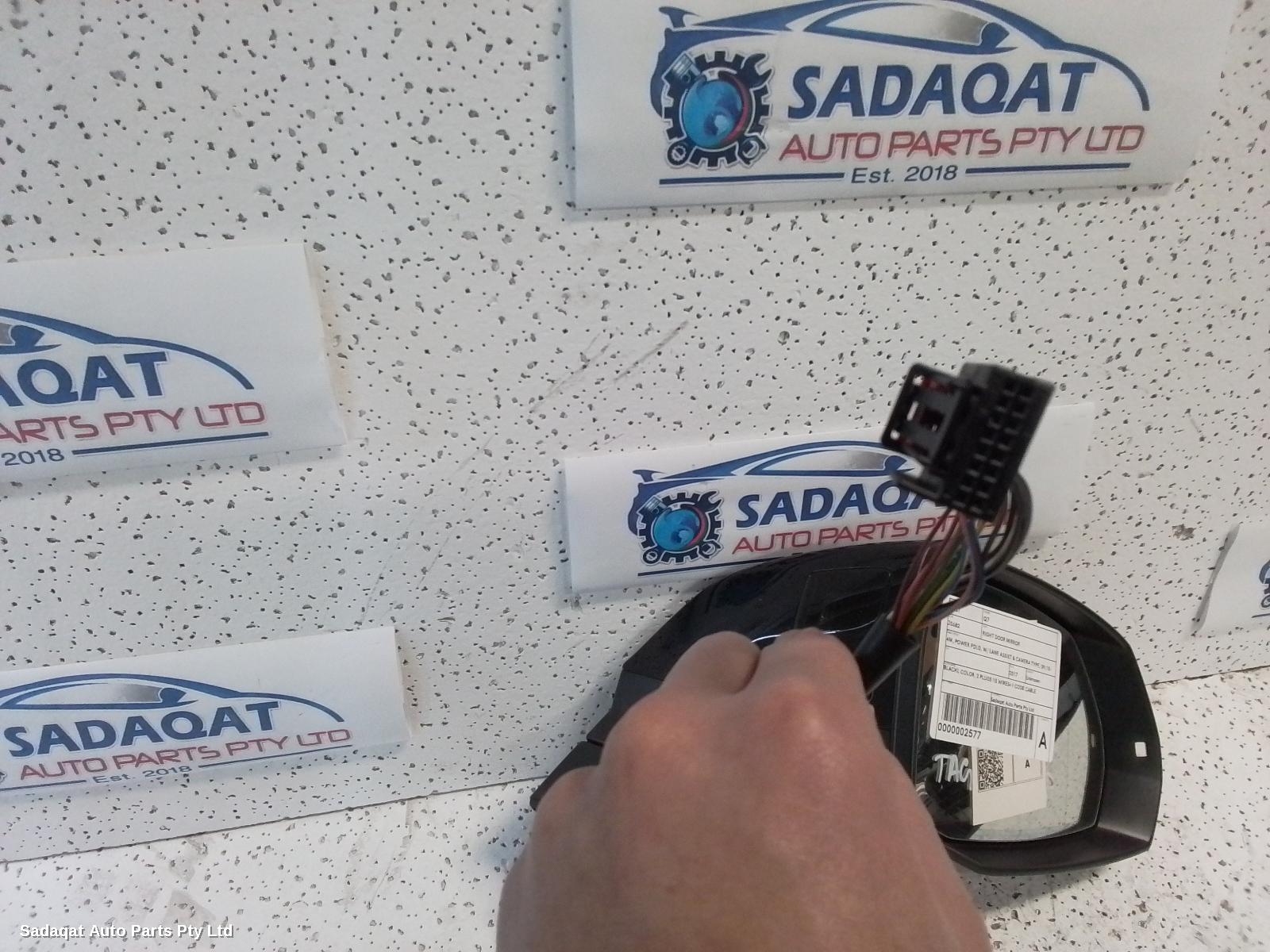 Audi Q7 Right Door Mirror