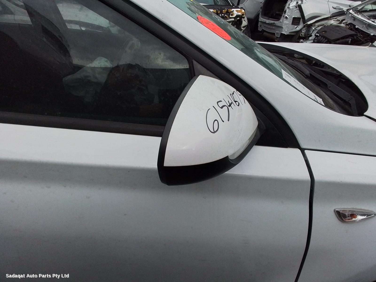 Hyundai I30 Right Door Mirror