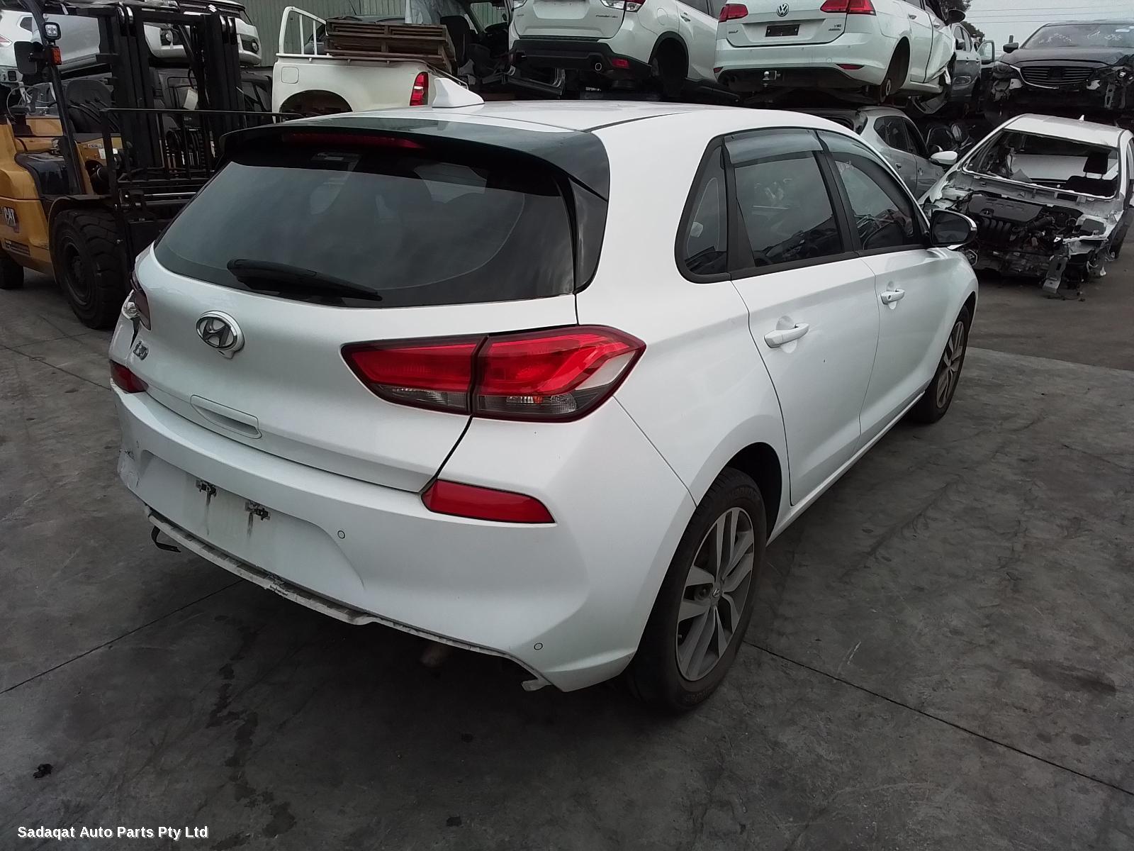 Hyundai I30 Left Door Mirror