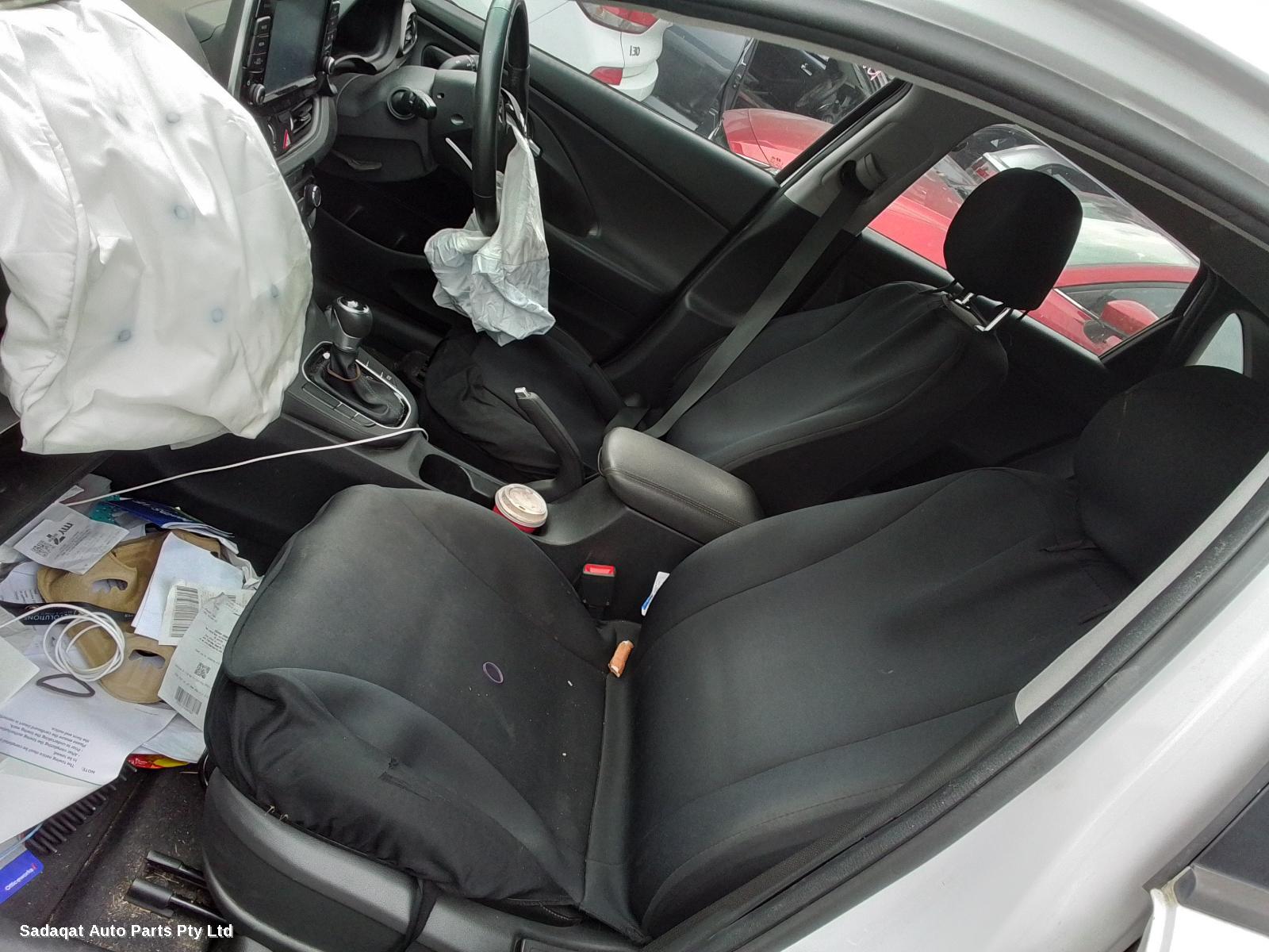 Hyundai I30 Left Door Mirror