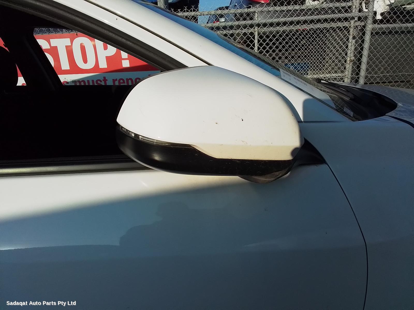 Honda Hrv Left Taillight