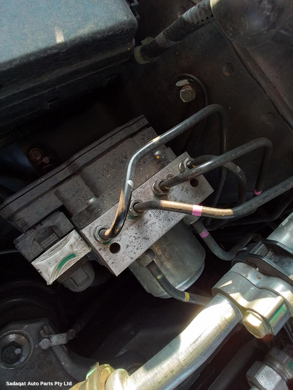 Honda Hrv Washer Bottle