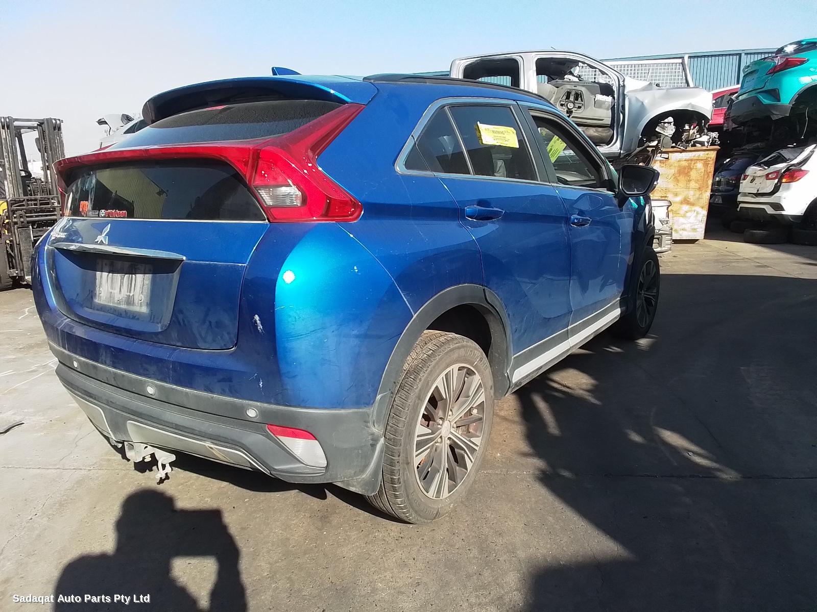 Mitsubishi Eclipse Cross Left Indicator/fog/side