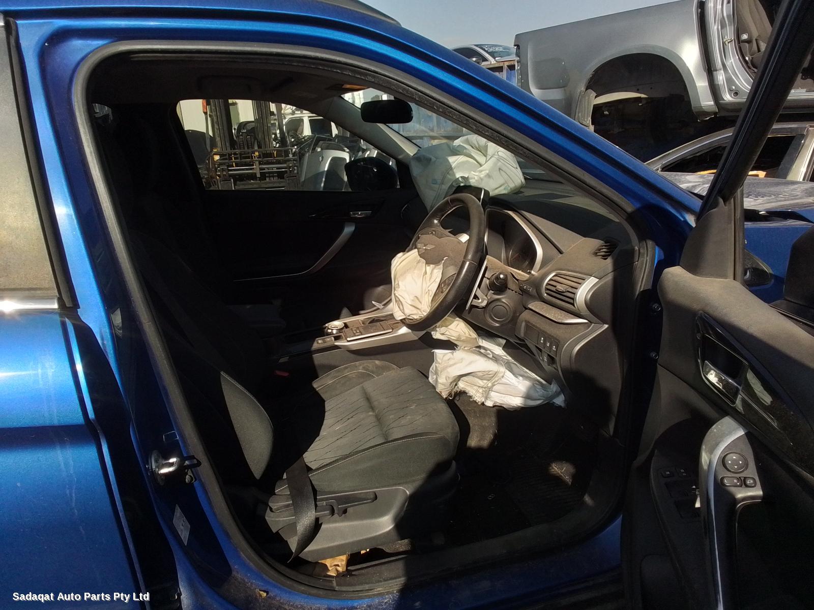 Mitsubishi Eclipse Cross Left Indicator/fog/side