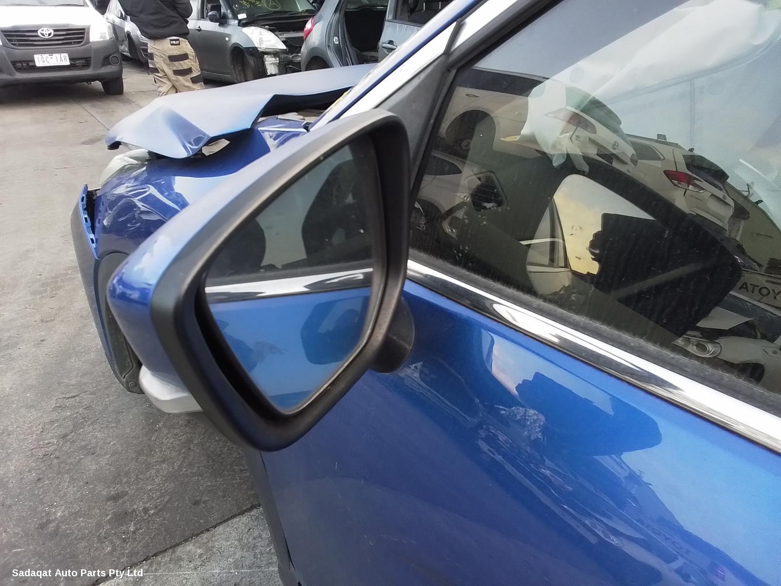 Mitsubishi Eclipse Cross Left Indicator/fog/side