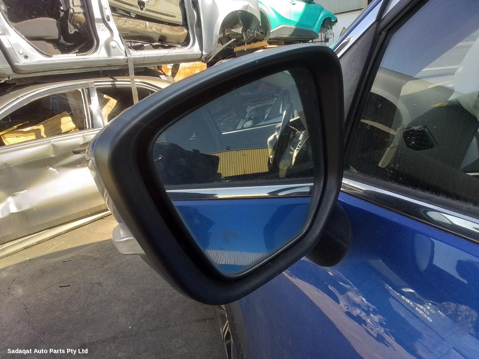 Mitsubishi Eclipse Cross Left Indicator/fog/side