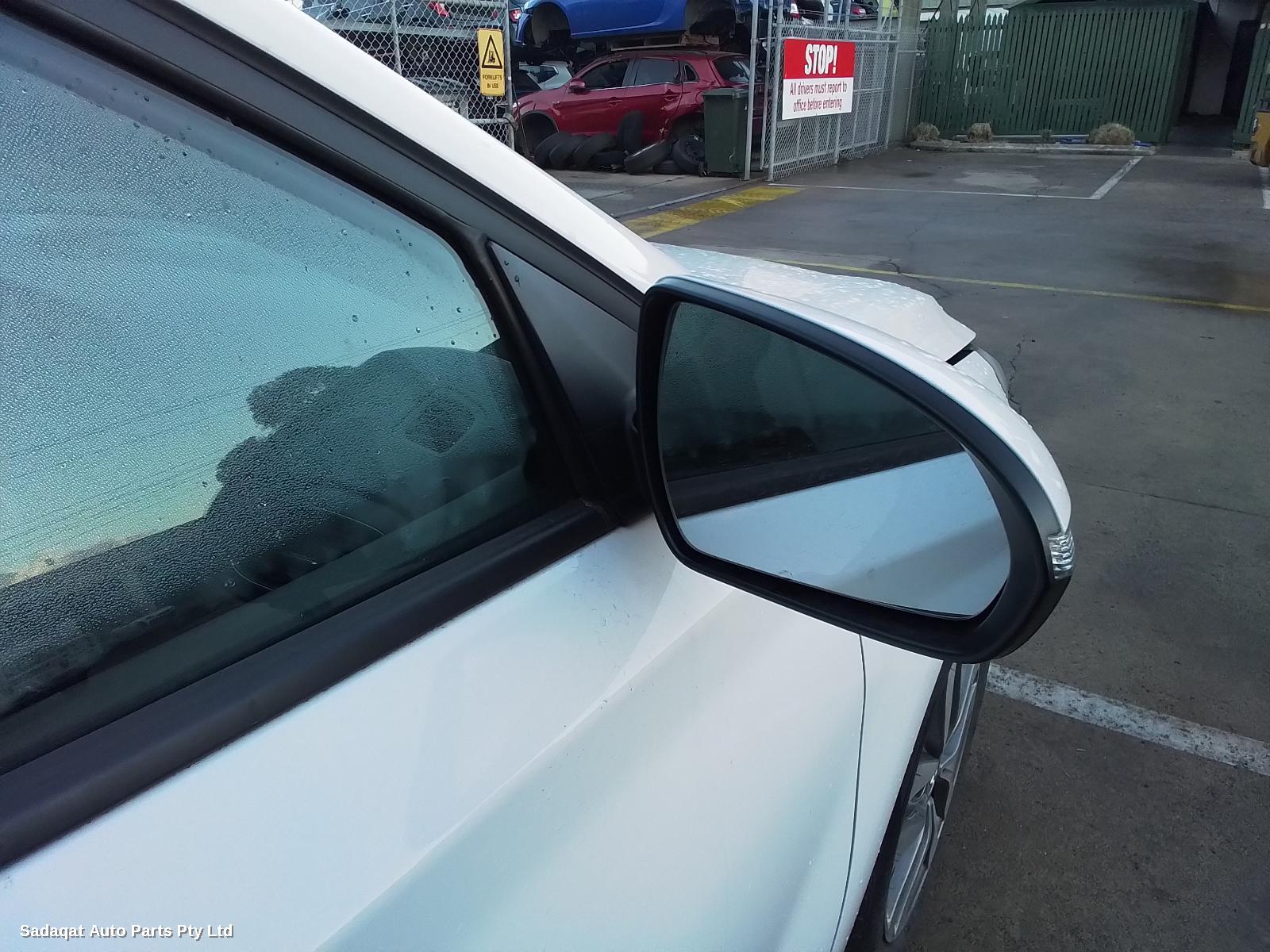 Hyundai I30 Right Front Door