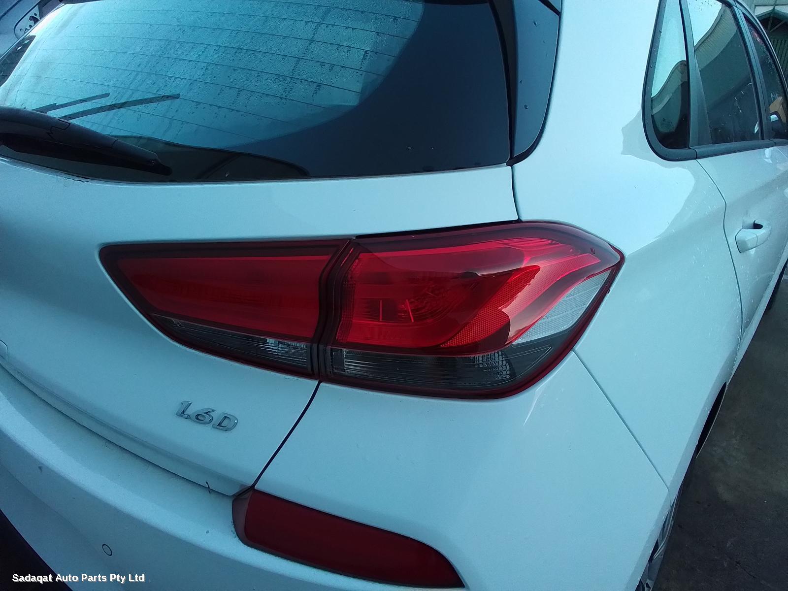 Hyundai I30 Right Front Door