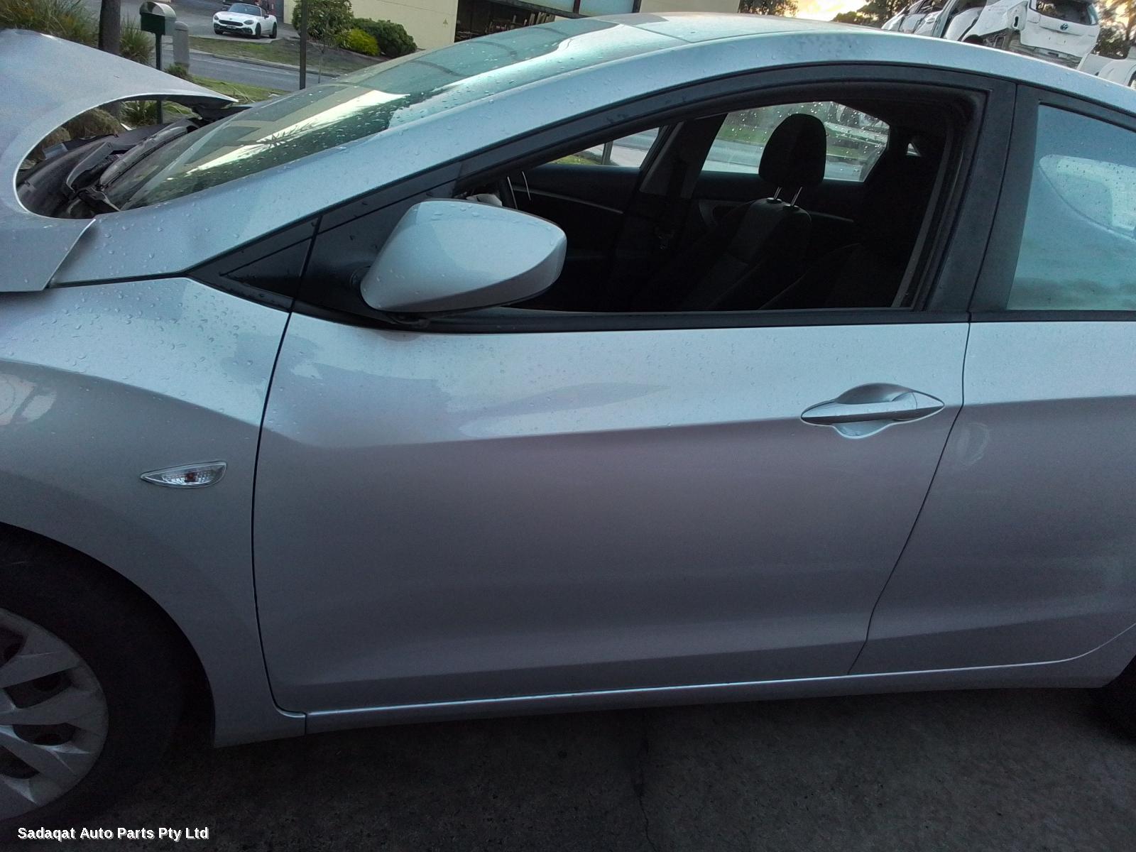 Hyundai I30 Left Door Mirror