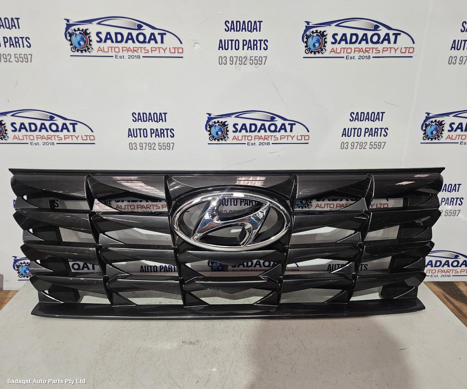 Hyundai Tucson Grille