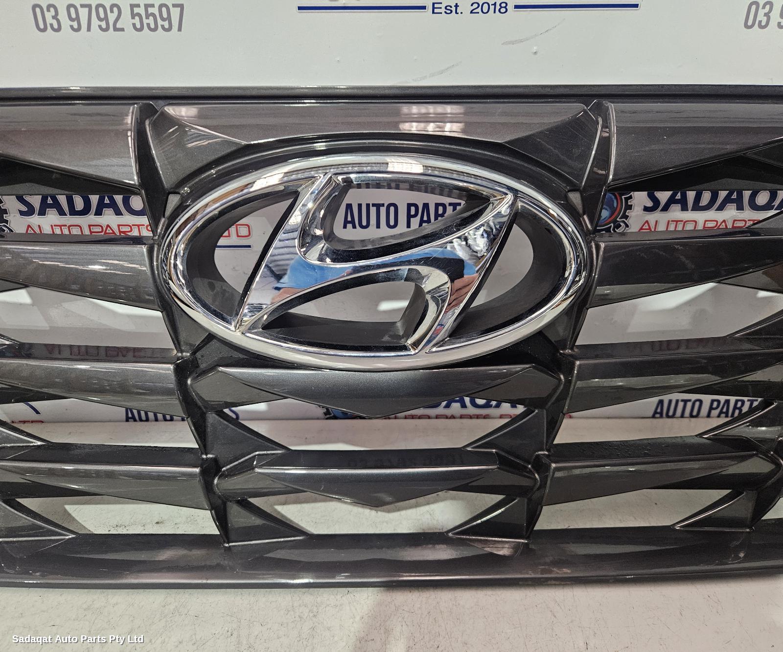 Hyundai Tucson Grille