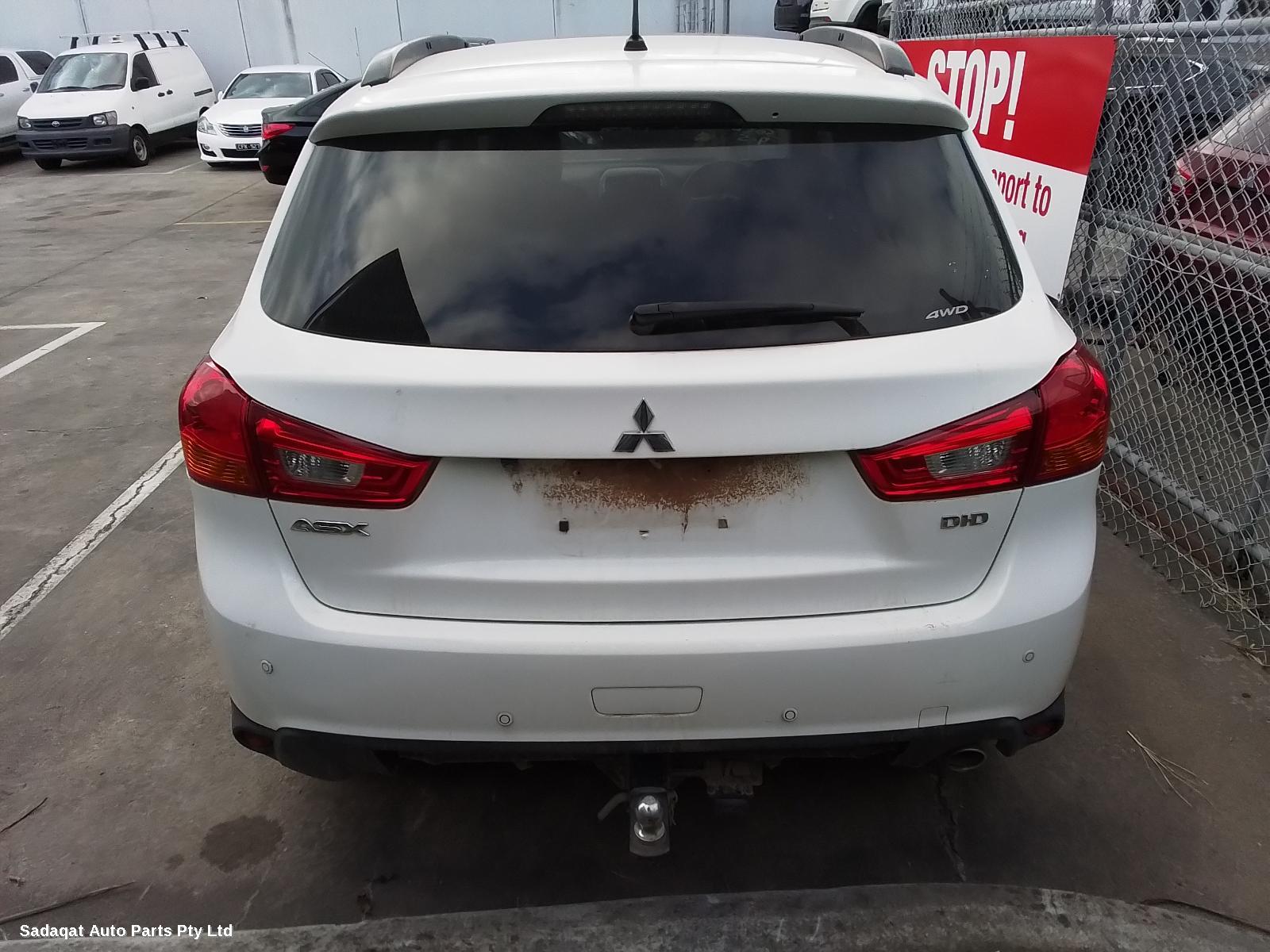 Mitsubishi Asx Left Guard