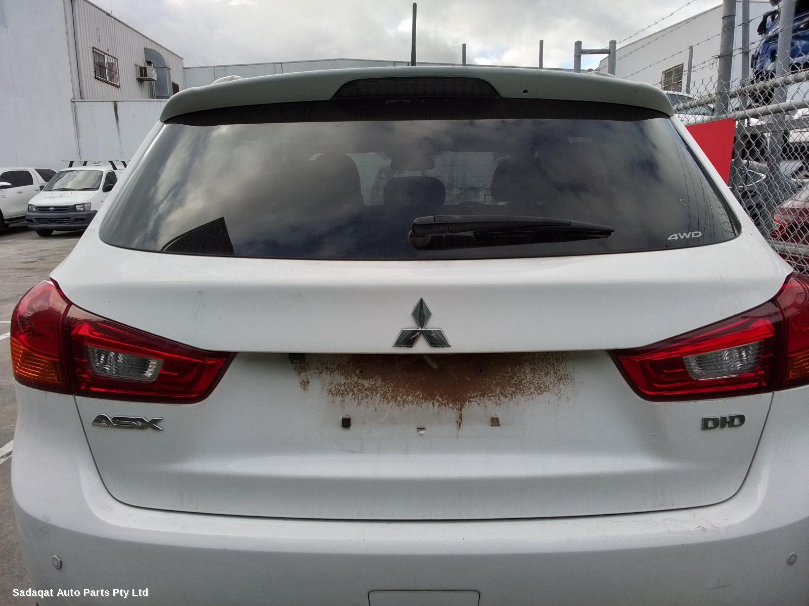 Mitsubishi Asx Left Guard